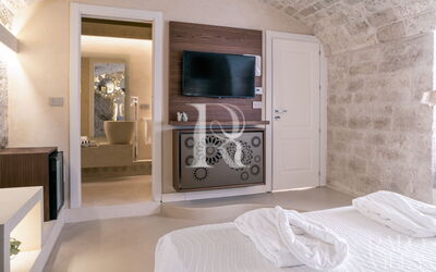 Room Romantic Grotta dei Millenari 6