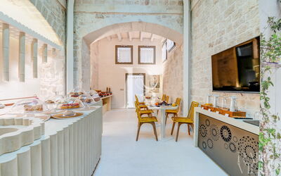 Vico Bianco Raro Rooms