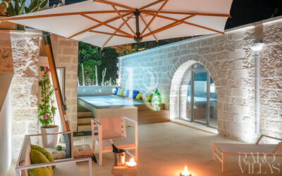 Vico Bianco Raro Rooms