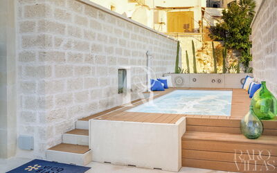 Vico Bianco Raro Rooms