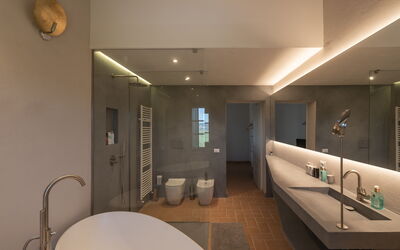 Villa Taylor: Bathroom 1, second point of view