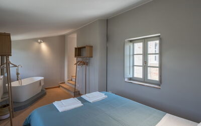 Villa Taylor: View from the bed of our fourth bedroom