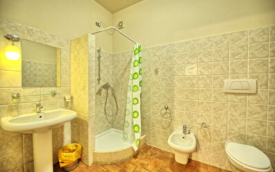 Villa Palmina: Badkamer