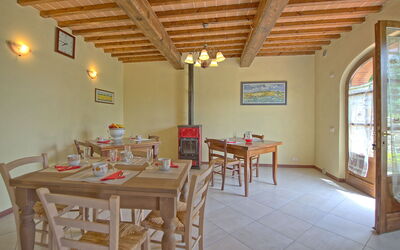 Borgo Veronica: Sala da pranzo, Soggiorno