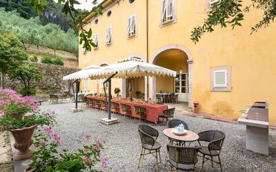 Villa Danielle: Balkon / terras / patio, Buitenkanten, Buitenshuis