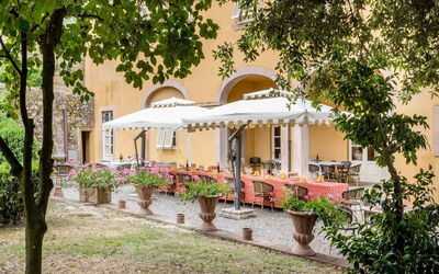 Villa Danielle: Balkon / terras / patio, Buitenkanten, Buitenshuis