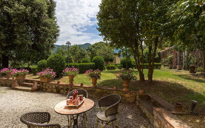 Villa Danielle: Buitenshuis, Tuin