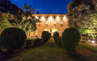 Villa Danielle: Buitenshuis, Tuin