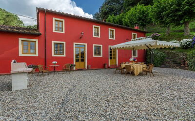 Villa Trillo: all'aperto, Entrata Principale, Esterni