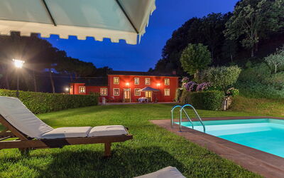 Villa Trillo: all'aperto, Giardino, Piscina