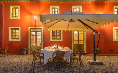 Villa Trillo: all'aperto, Entrata Principale, Esterni