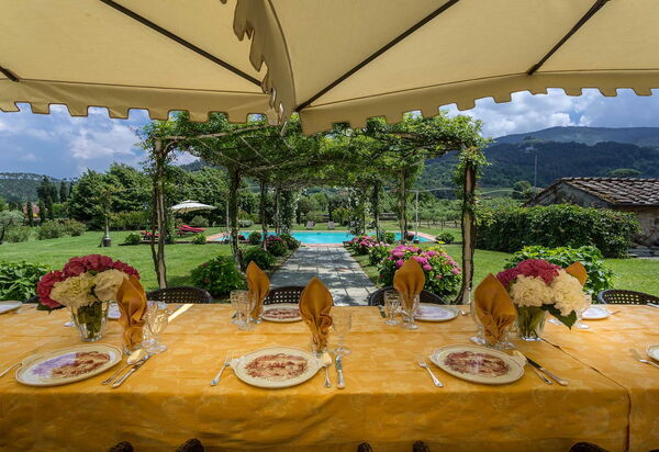 Villa Lucci: Balcony / Terrace / Patio, Outdoor