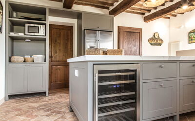 Villa Chiugi: Cuisine