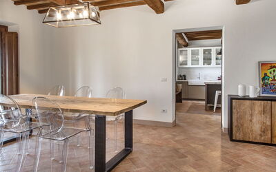 Villa Chiugi: Salle à manger