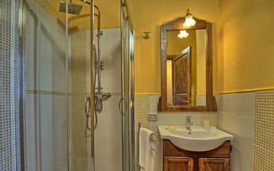 Cerretalta: Salle de bain