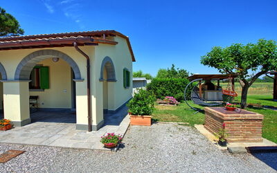 Casa Violina: Building Exterior, Garden, Outdoor