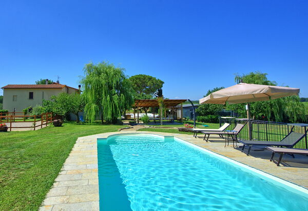 Casa Violina: Giardino, Piscina