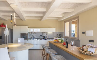 Villa Campana: Kitchen