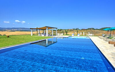 Villa Campana: Outdoor, Pool