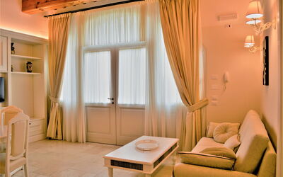 Sole di Vino - 5: Soggiorno