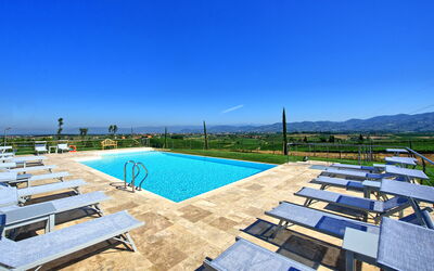 Il Sole di Vino: Pool