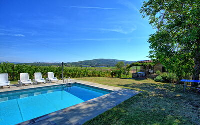 Scerfio: bassin, Été, Extérieur