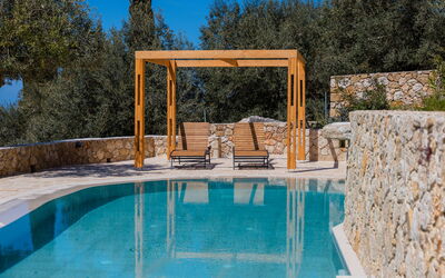 Villa Prokimea: Buitenshuis, Zomer, zwembad