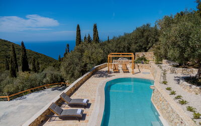 Villa Prokimea: Buitenshuis, Keer bekeken, zwembad