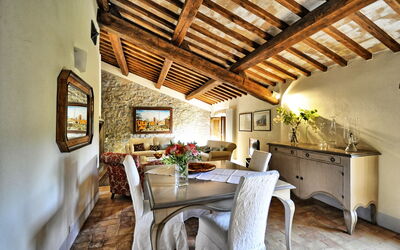 Casale Porano: Dining Room, Living Room