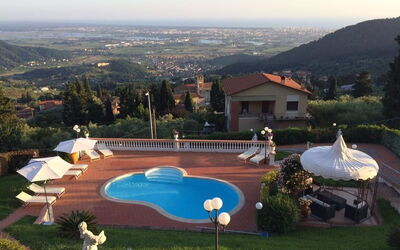 Villa Sophia: Keer bekeken, zwembad