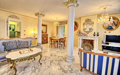 Villa Sophia: Lunchroom, Woonkamer