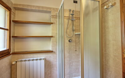 Villa Portole Uno: Bathroom