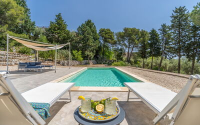 Villa Pica: Buitenkanten, Buitenshuis, zwembad