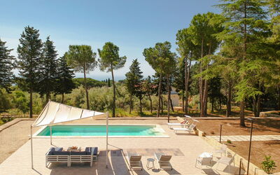 Villa Pica: Buitenkanten, Buitenshuis, zwembad