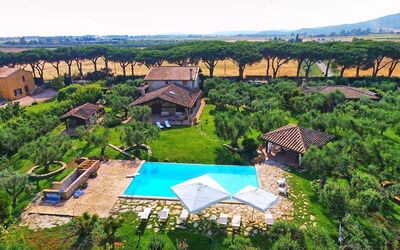 Villa Capalbio: Giardino, Piscina, Vista Panoramica