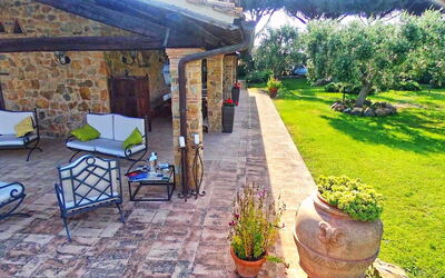 Villa Capalbio: all'aperto, Giardino