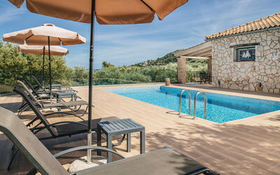 Villa Artemisia: bassin, Extérieur, Extérieurs