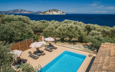 Villa Artemisia: bassin, Jardin