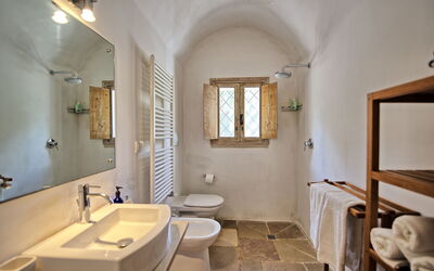 Trullo Aurora: Bathroom