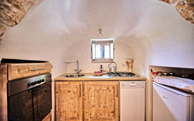 Trullo Aurora: Kitchen