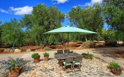 Trullo Aurora: Garden