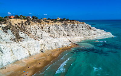 Villa Agrigento: villa-girgenti-contrada-mendolito-spiaggia-scogliera