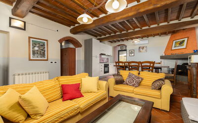 Villa Morandi: Cucina, Sala da pranzo, Soggiorno