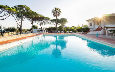 Villa Pachino: villa-mùtika-marina-di-modica-piscina