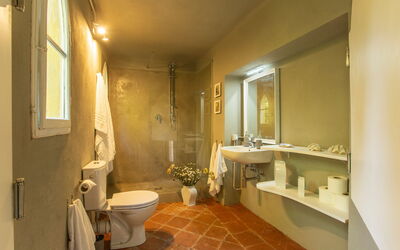 Villa Pedone: Badkamer