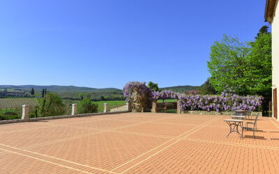 Villa Pietro: Building Exterior