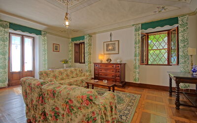 Villa Pietro: Living Room
