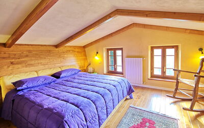 Villa Poggiospinoso: chambre à coucher