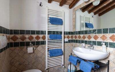 Casale Tiziano: Bagno