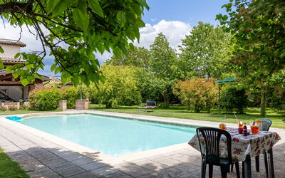 Casale Tiziano: all'aperto, Esterni, Giardino, Piscina
